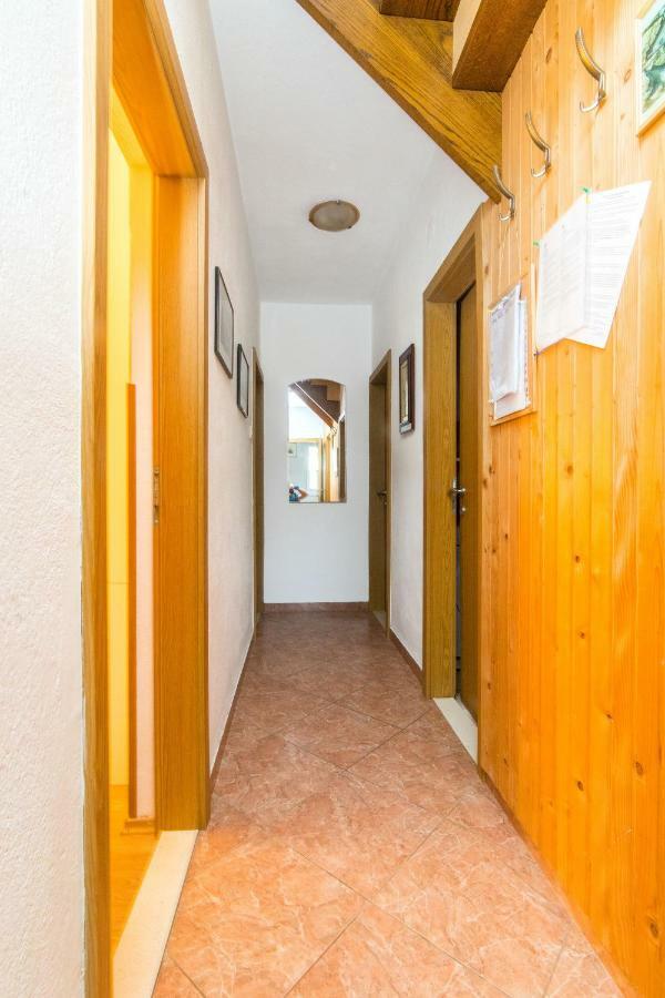 Apartments Jakov Mirca  Bagian luar foto